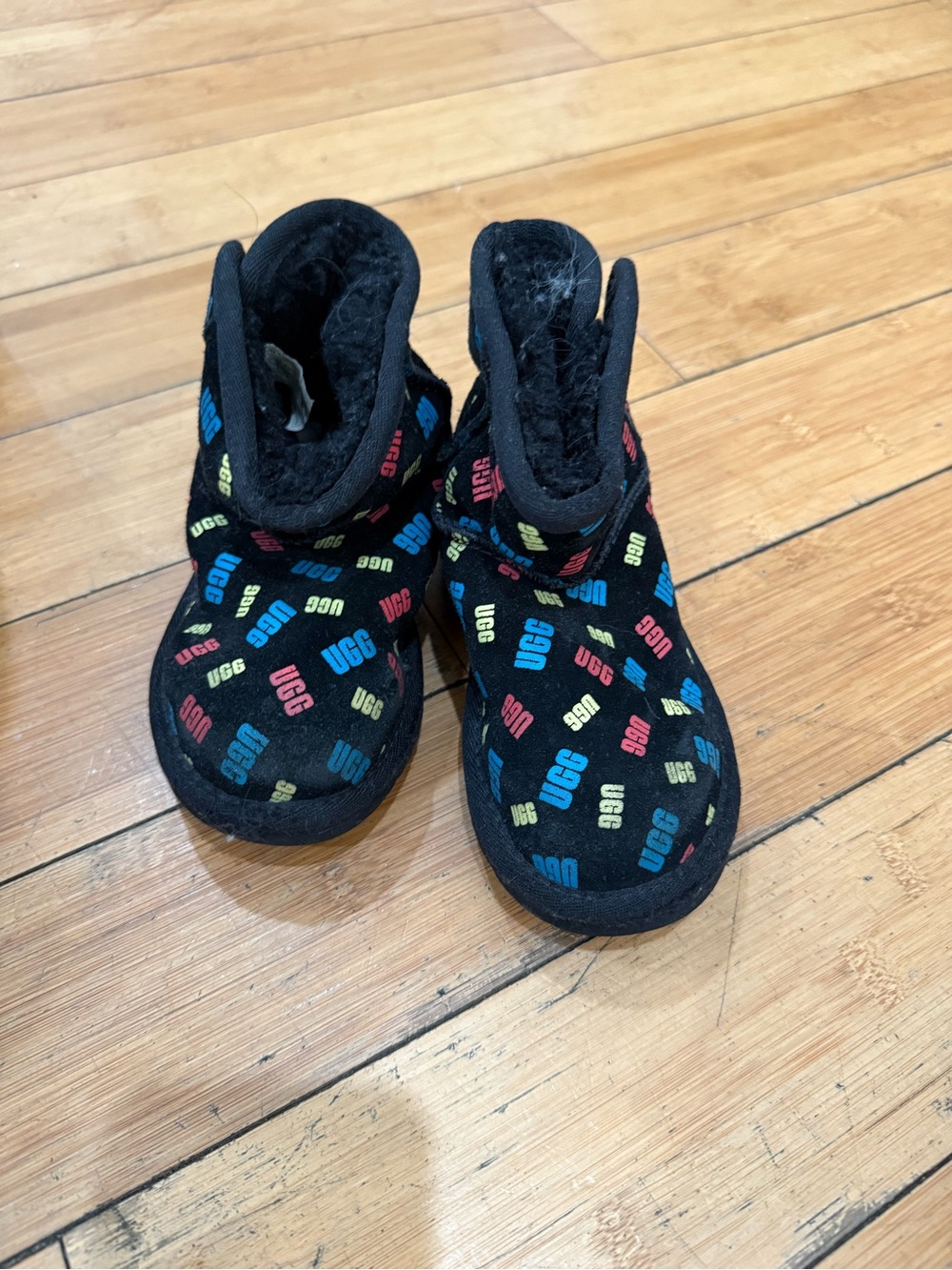UGG Kids Black Boots with Multicolor Logo Print